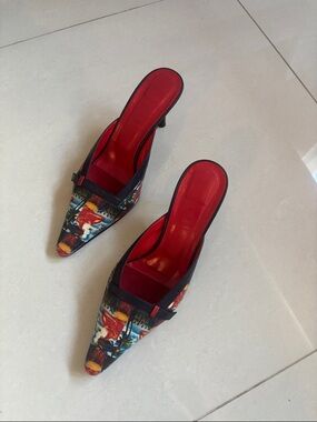 Vintage Pointed Mules with Red Insole